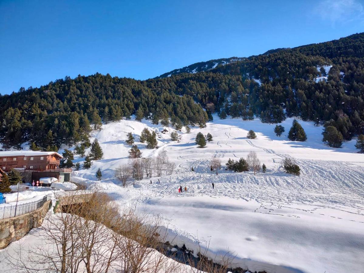 Casita De Madera A Peu Del Riu - Sol Y Nieve - Parking Incluido Chalé *